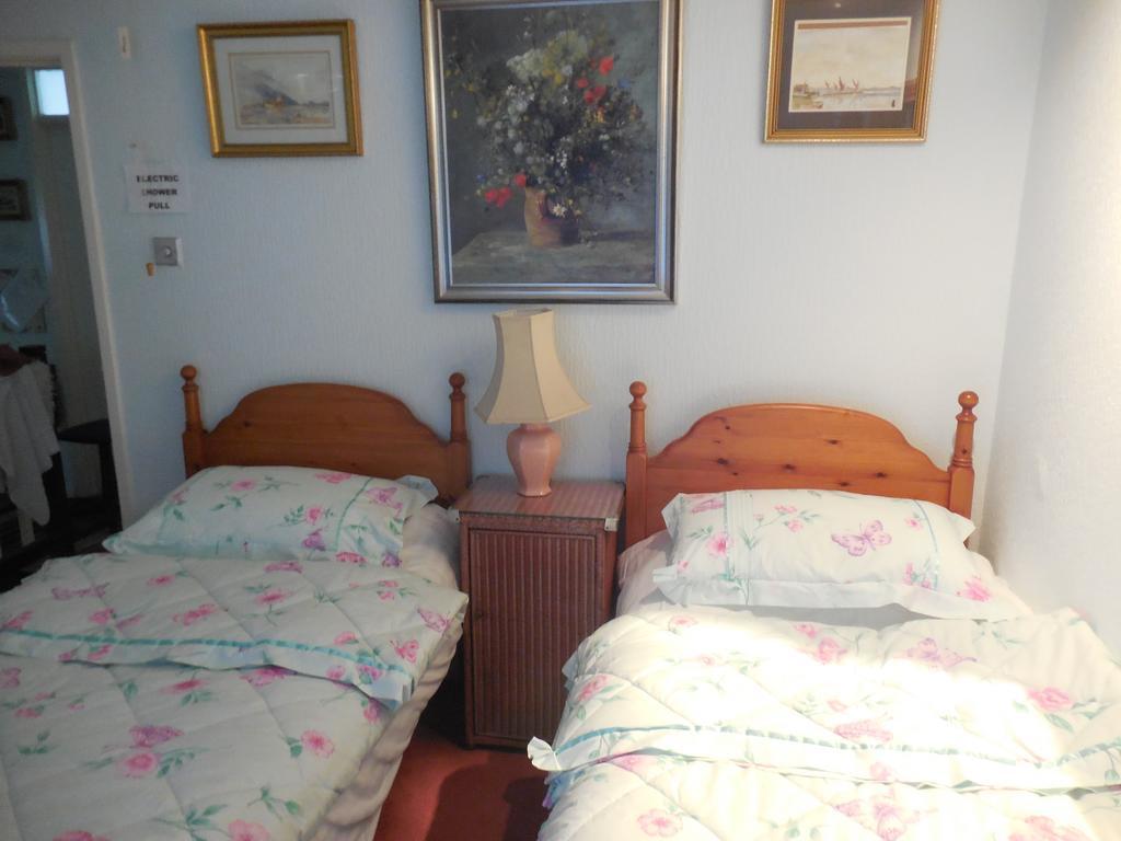 The Tulip Tree Hotel Wilmslow Room photo